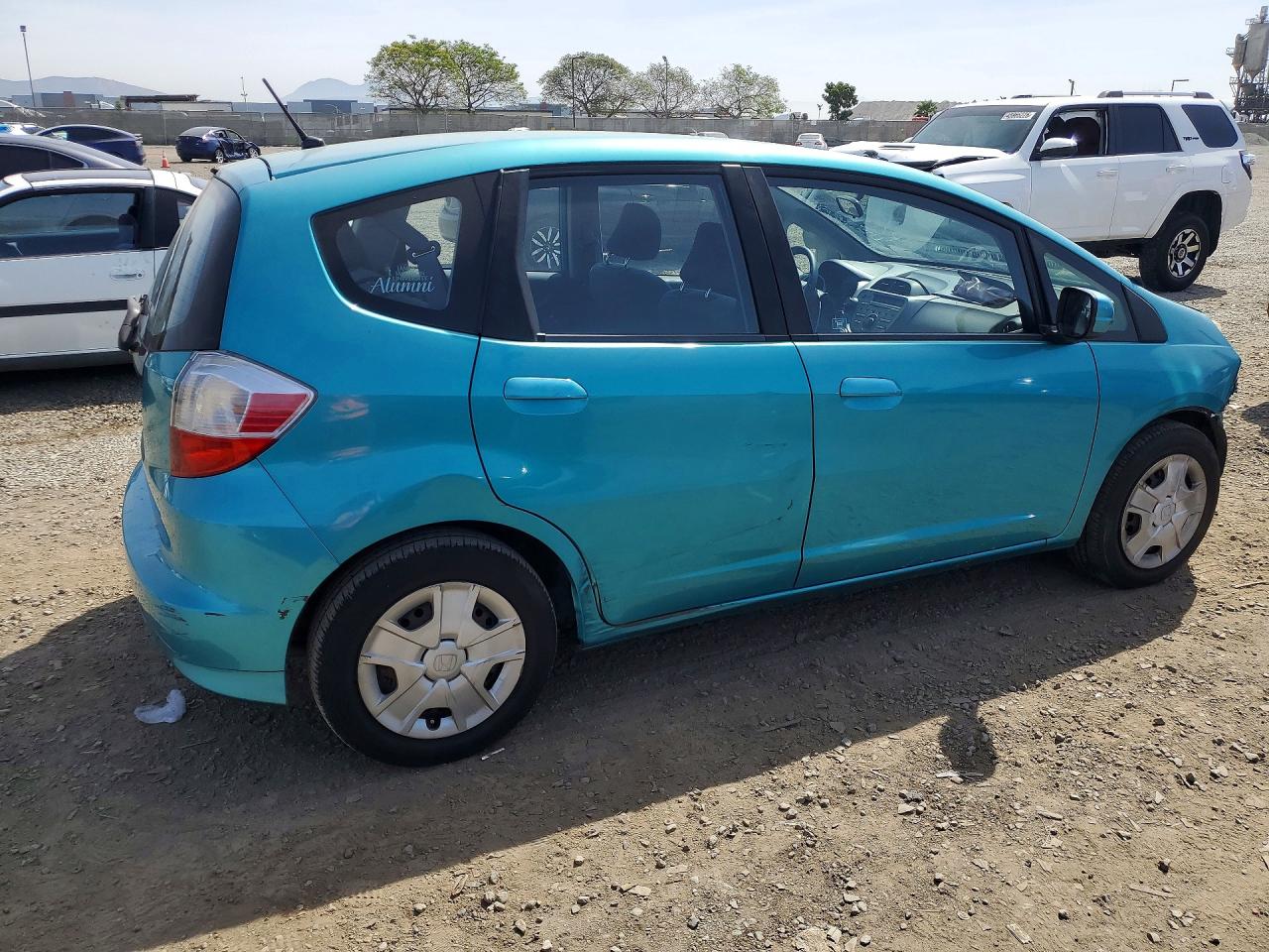 2013 HONDA FIT photo 3