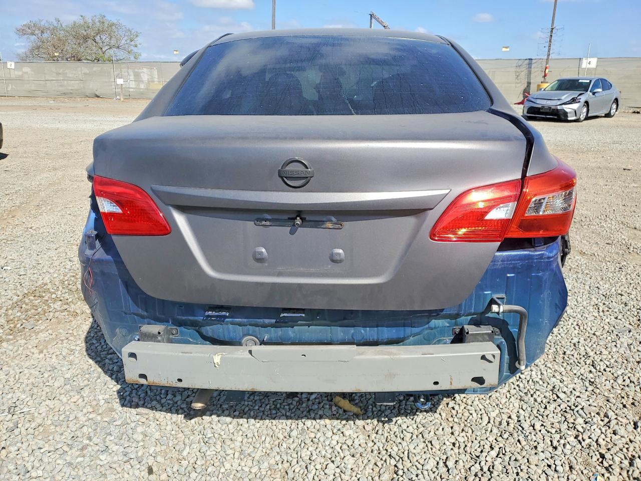 2017 NISSAN SENTRA S photo 11