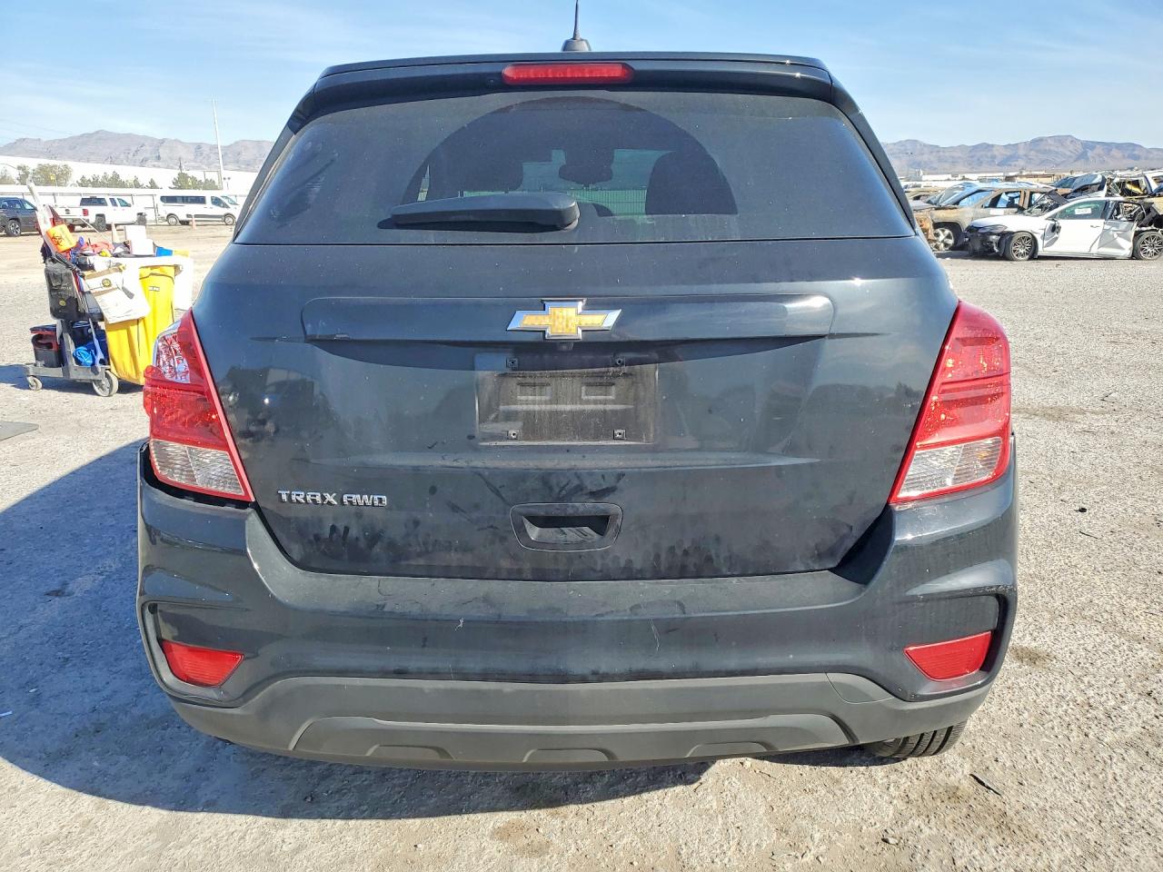 2022 CHEVROLET TRAX LS photo 6