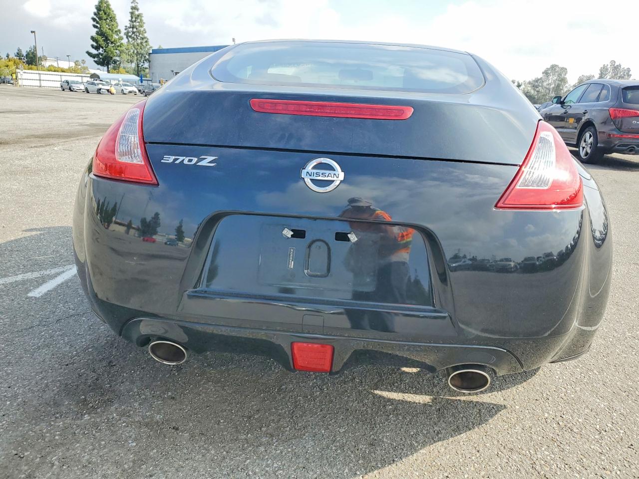 2015 NISSAN 370Z BASE photo 6