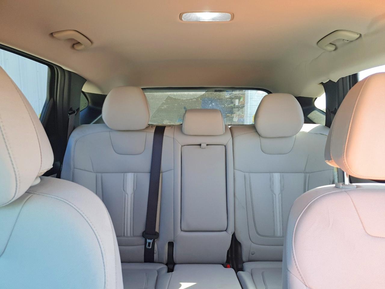 2025 HYUNDAI TUCSON SEL photo 10