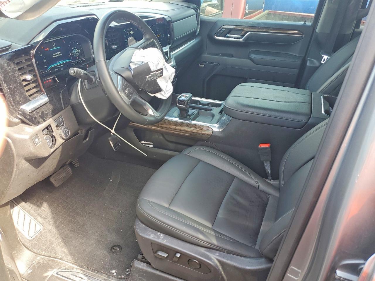 2024 CHEVROLET SILVERADO K1500 RST photo 13