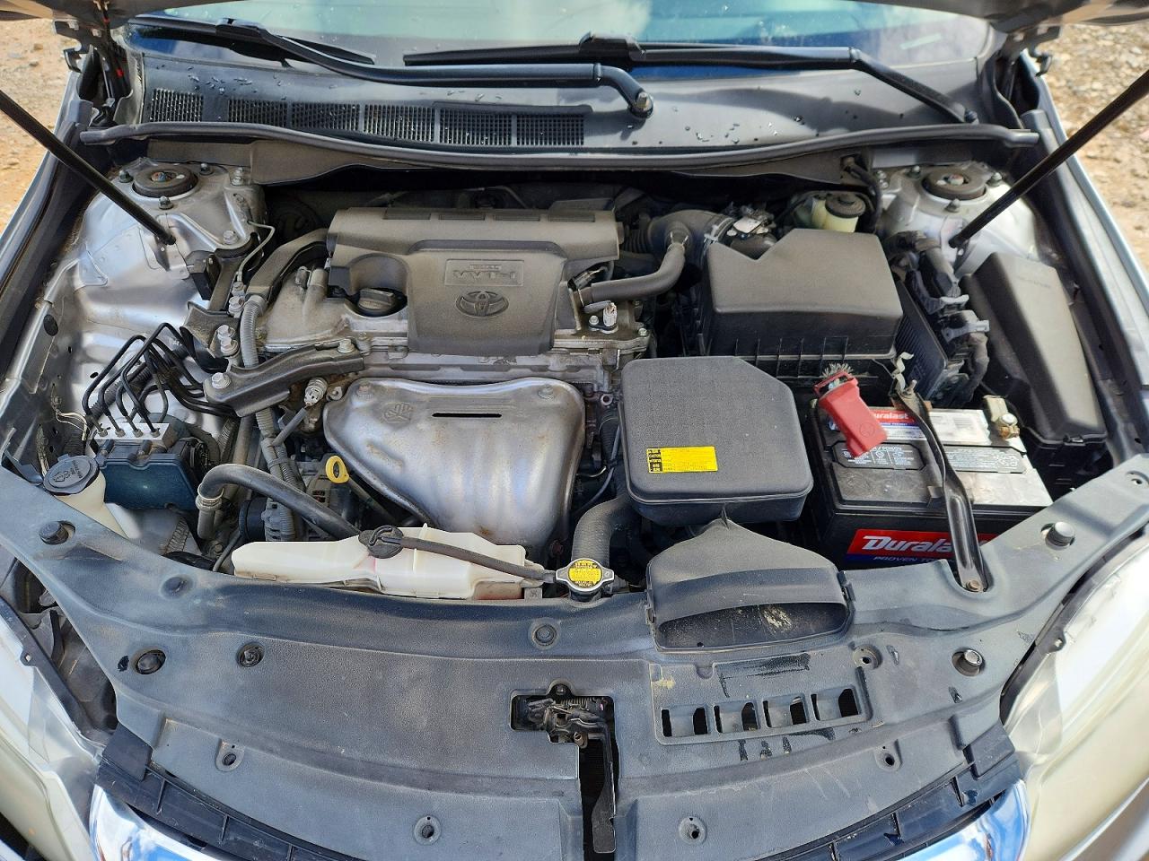 2015 TOYOTA CAMRY LE photo 21
