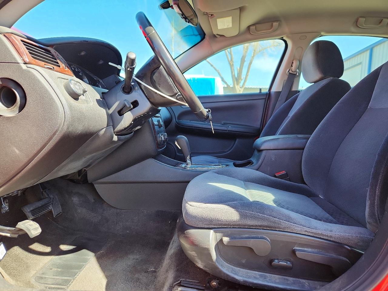 2011 CHEVROLET IMPALA LT photo 13
