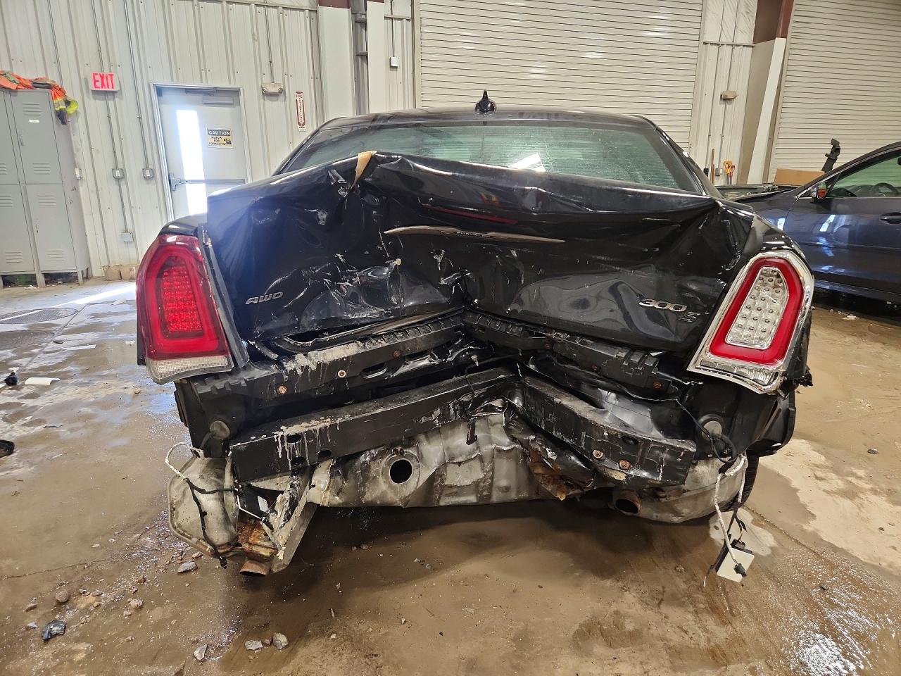 2016 CHRYSLER 300 S photo 11