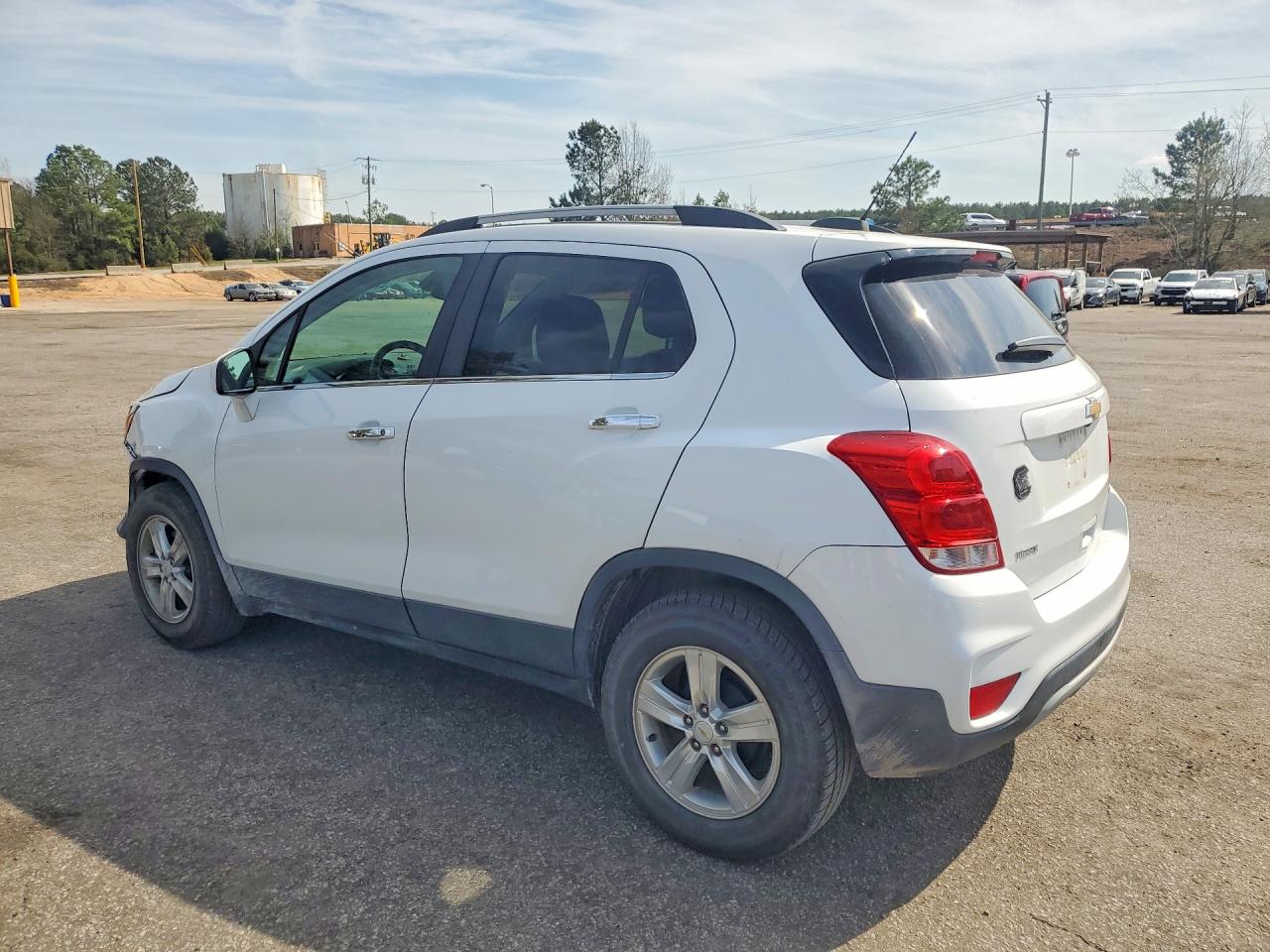2019 CHEVROLET TRAX 1LT photo 3