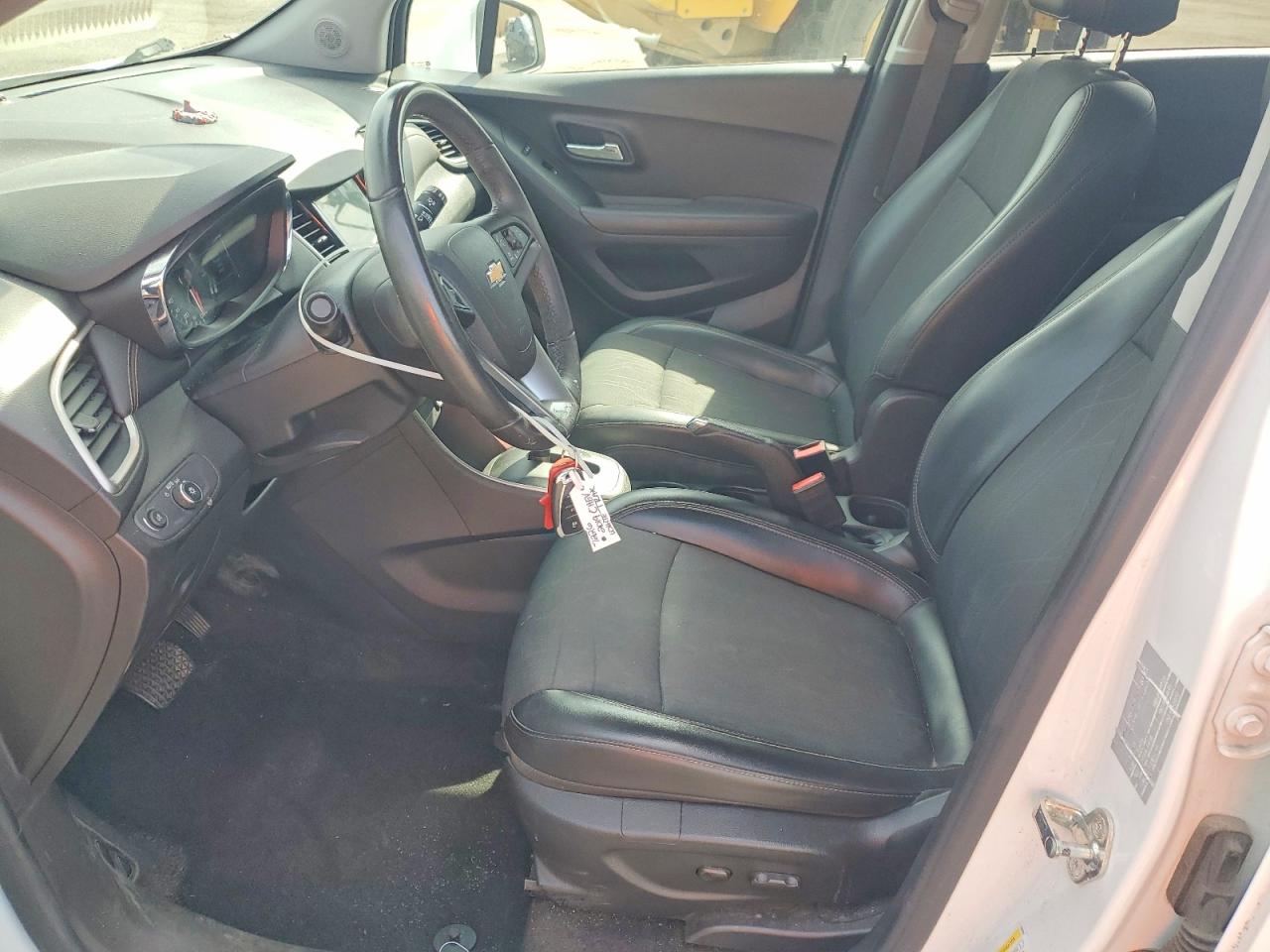 2019 CHEVROLET TRAX 1LT photo 13