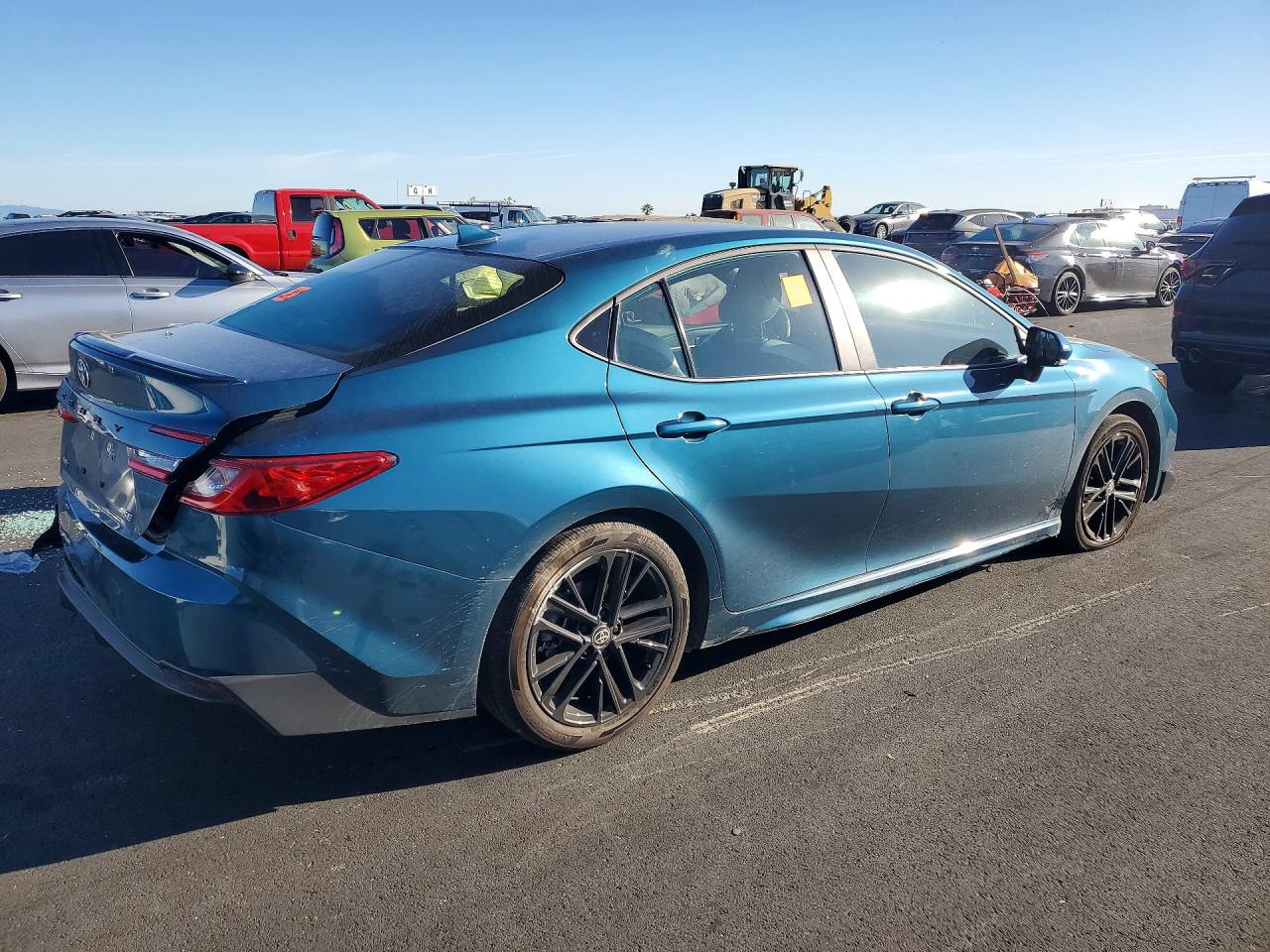2025 TOYOTA CAMRY SE photo 7