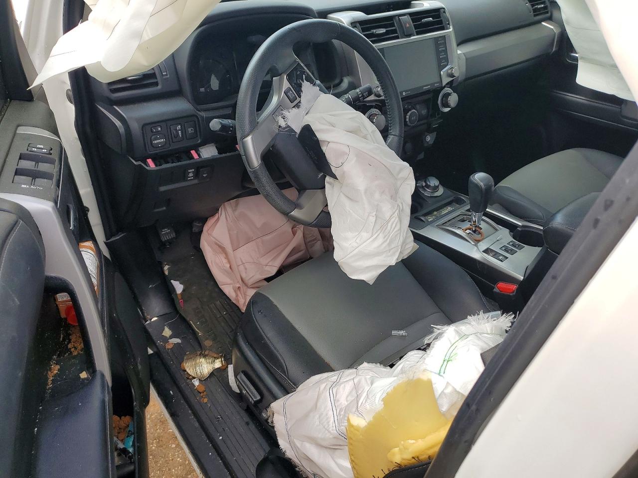 2022 TOYOTA 4RUNNER SR5 PREMIUM photo 8