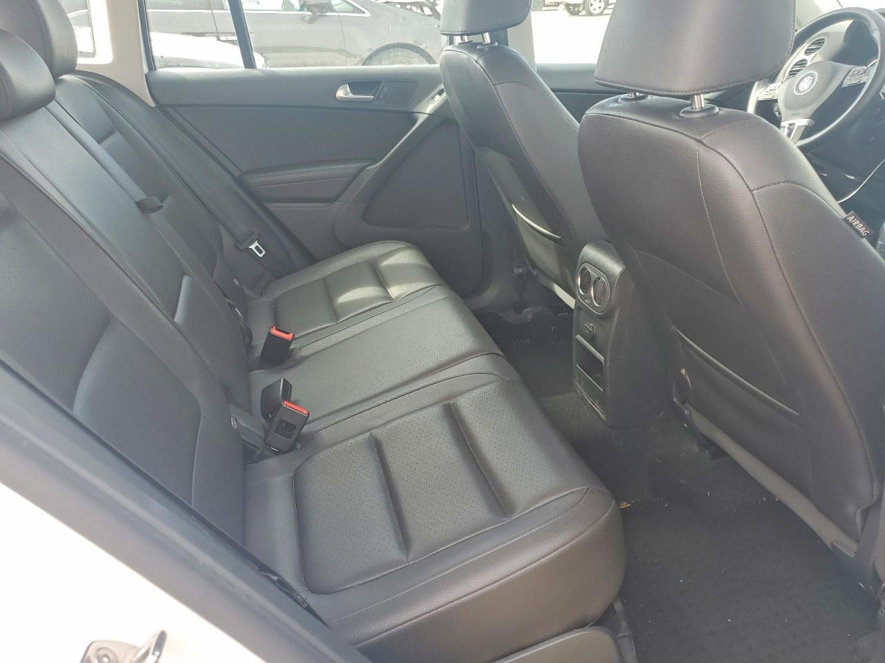 2017 VOLKSWAGEN TIGUAN S photo 21