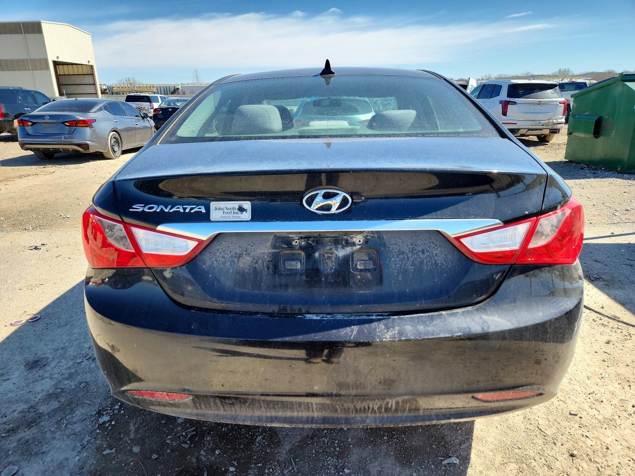 2011 HYUNDAI SONATA GLS photo 11