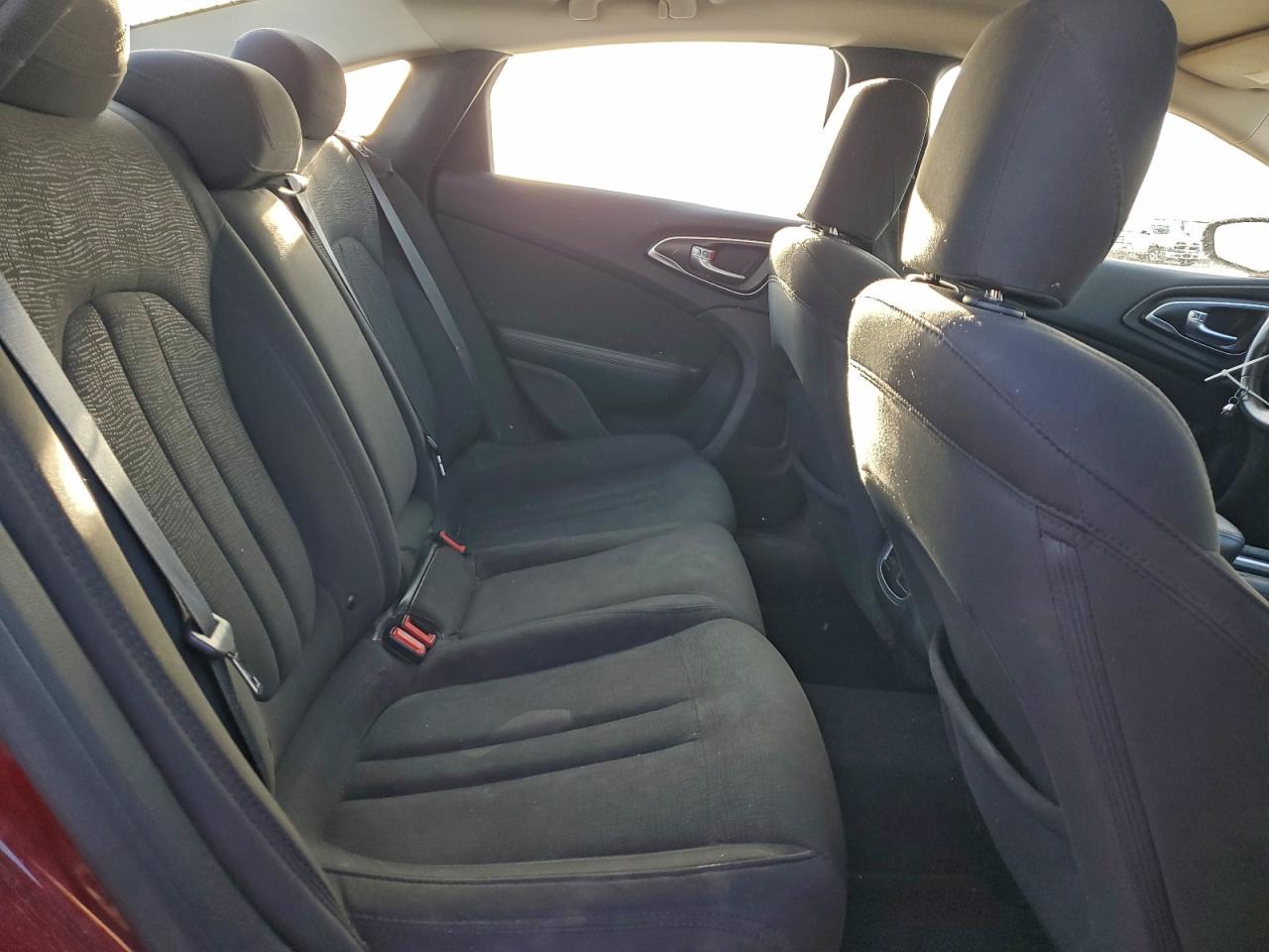 2016 CHRYSLER 200 LIMITED photo 10