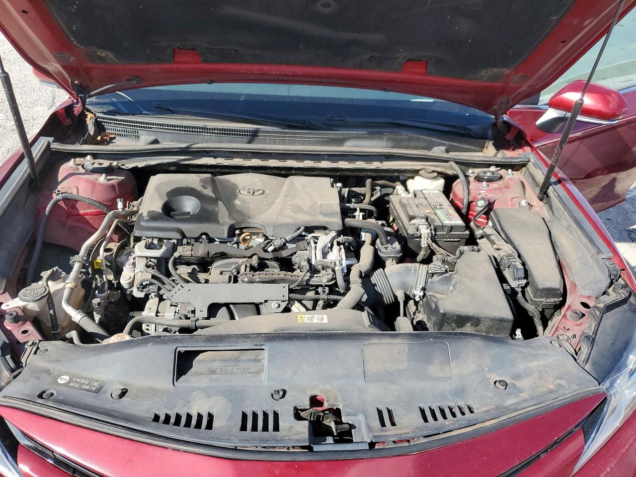 2020 TOYOTA CAMRY LE photo 31