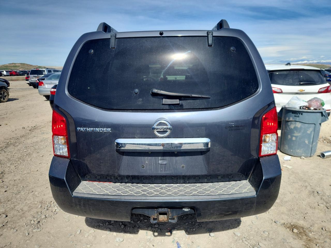 2012 NISSAN PATHFINDER S photo 6