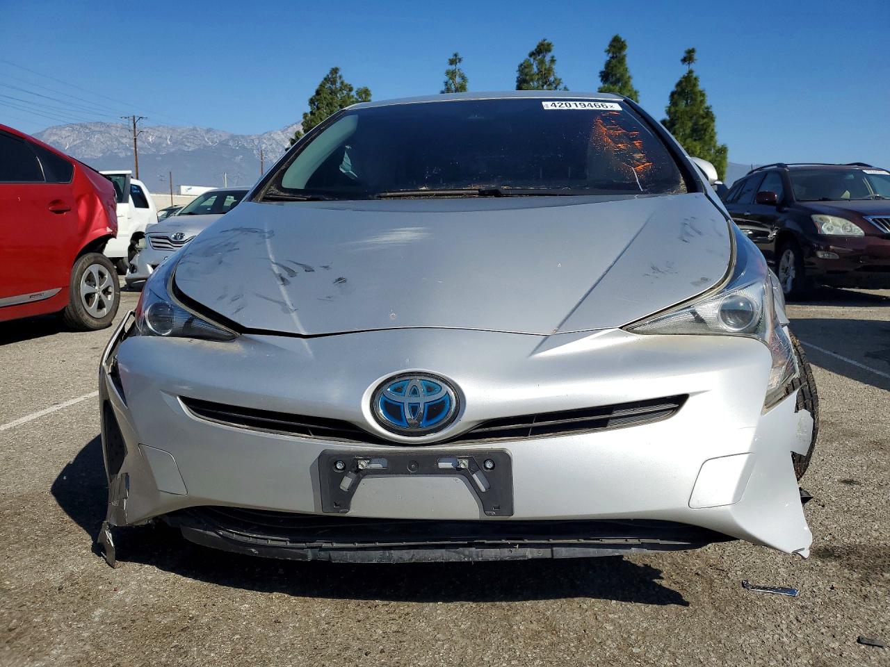 2017 TOYOTA PRIUS ONE photo 5