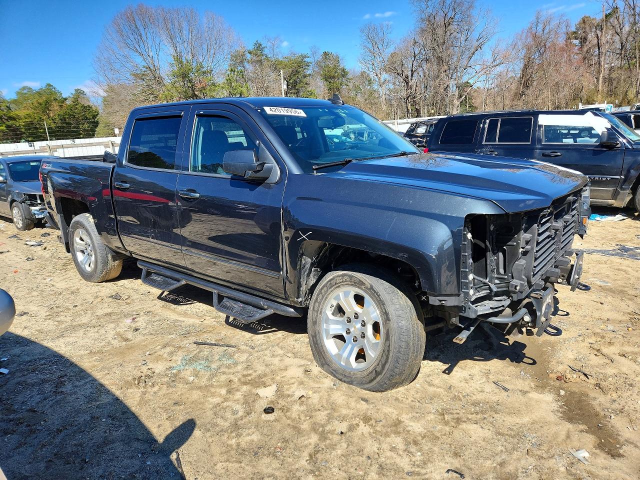 2017 CHEVROLET SILVERADO K1500 LT photo 7