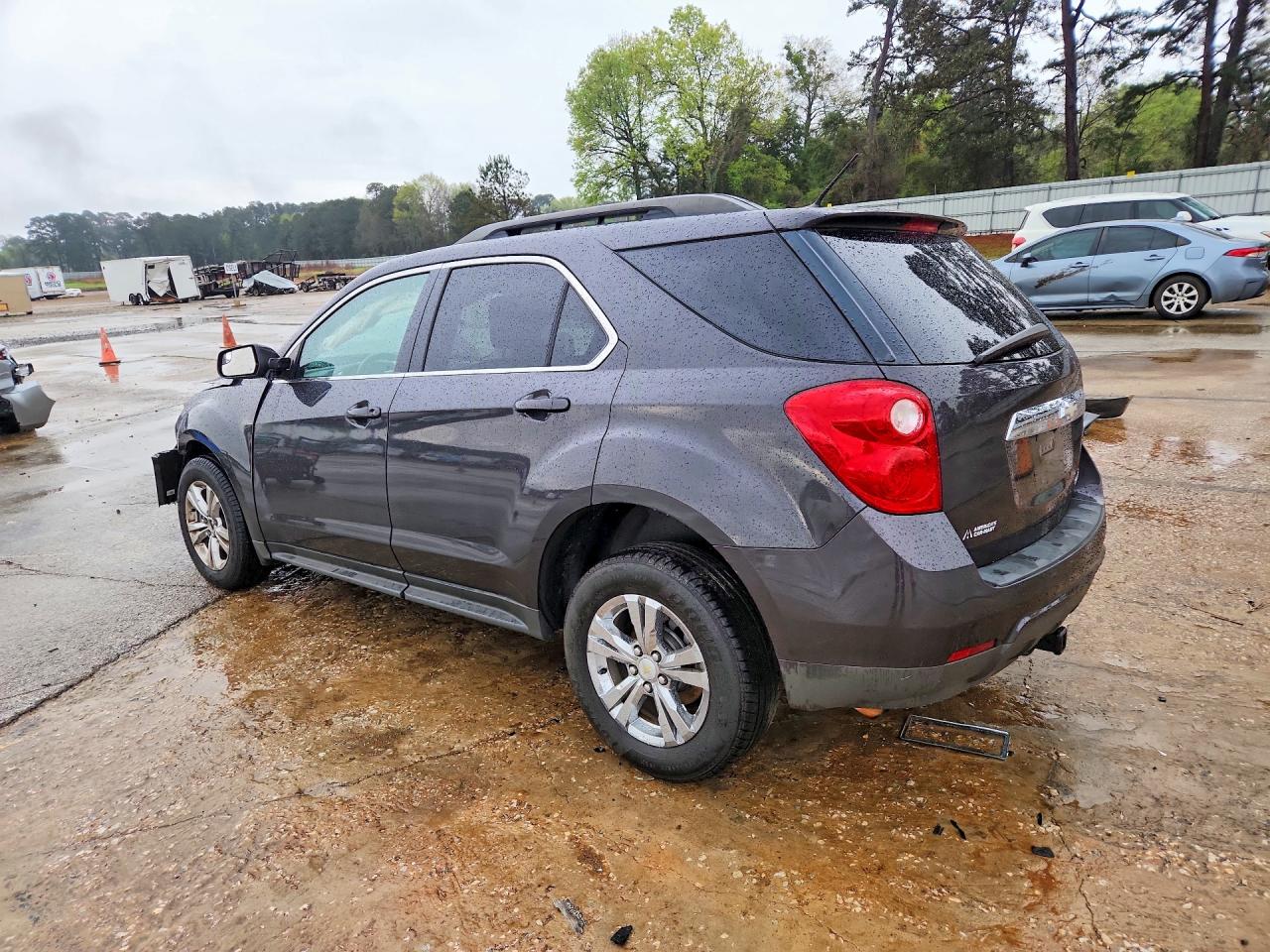 2013 CHEVROLET EQUINOX LT photo 3