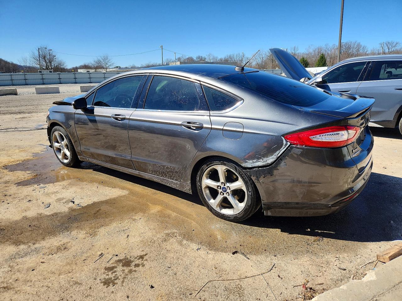 2015 FORD FUSION SE photo 4