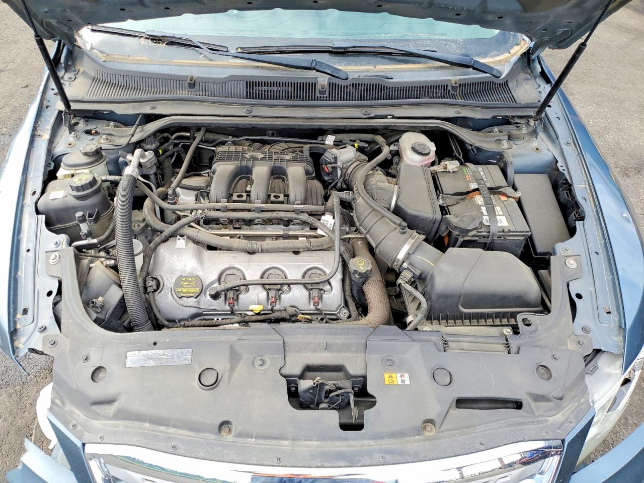 2010 FORD TAURUS SE photo 21