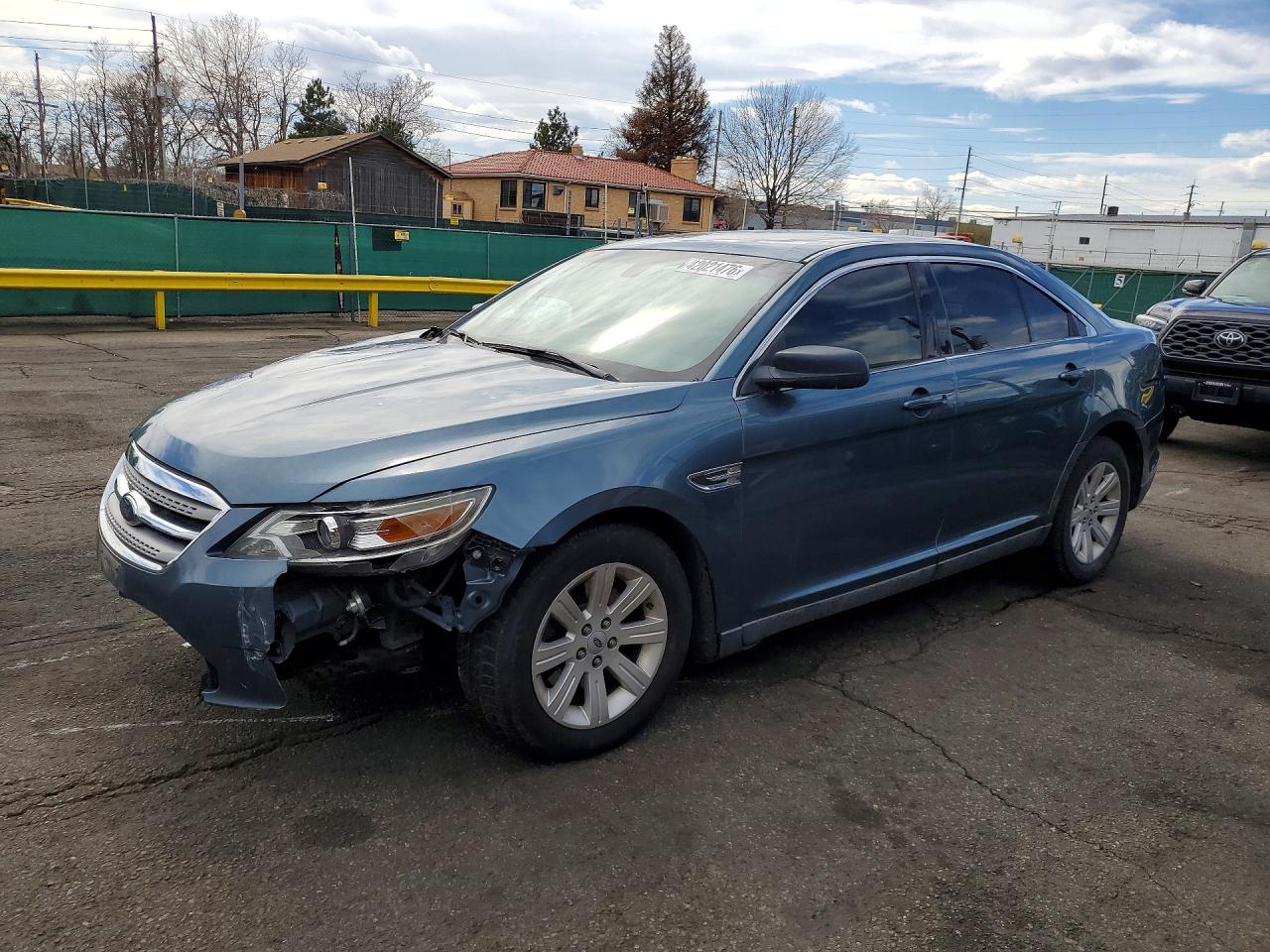 2010 FORD TAURUS