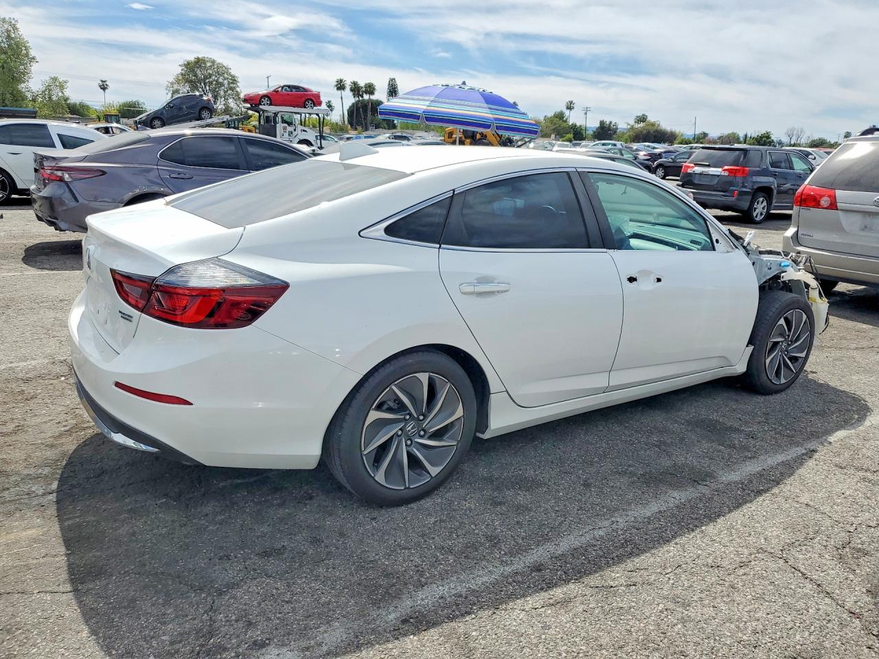 2019 HONDA INSIGHT TOURING photo 5