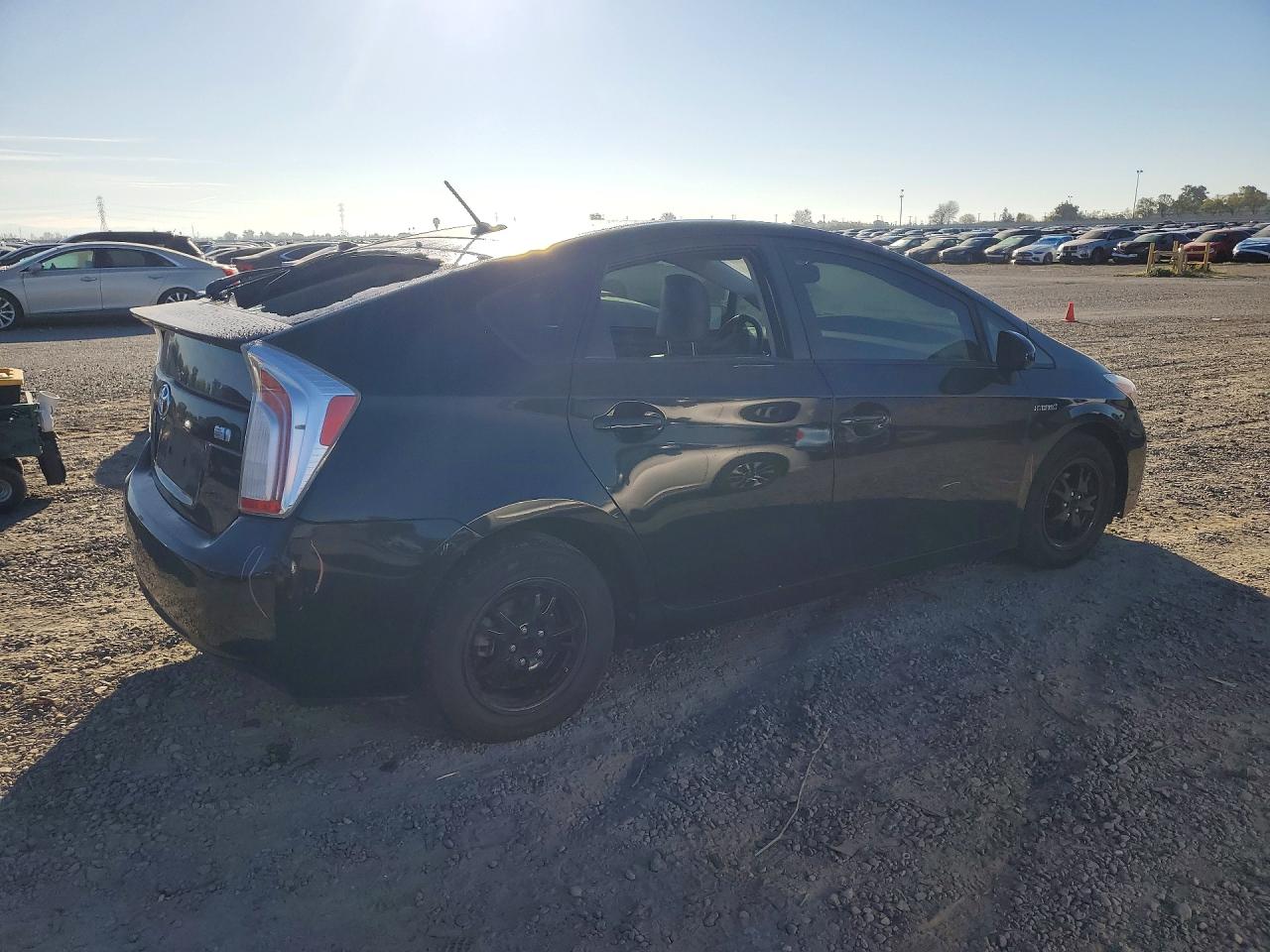 2013 TOYOTA PRIUS FOUR photo 5