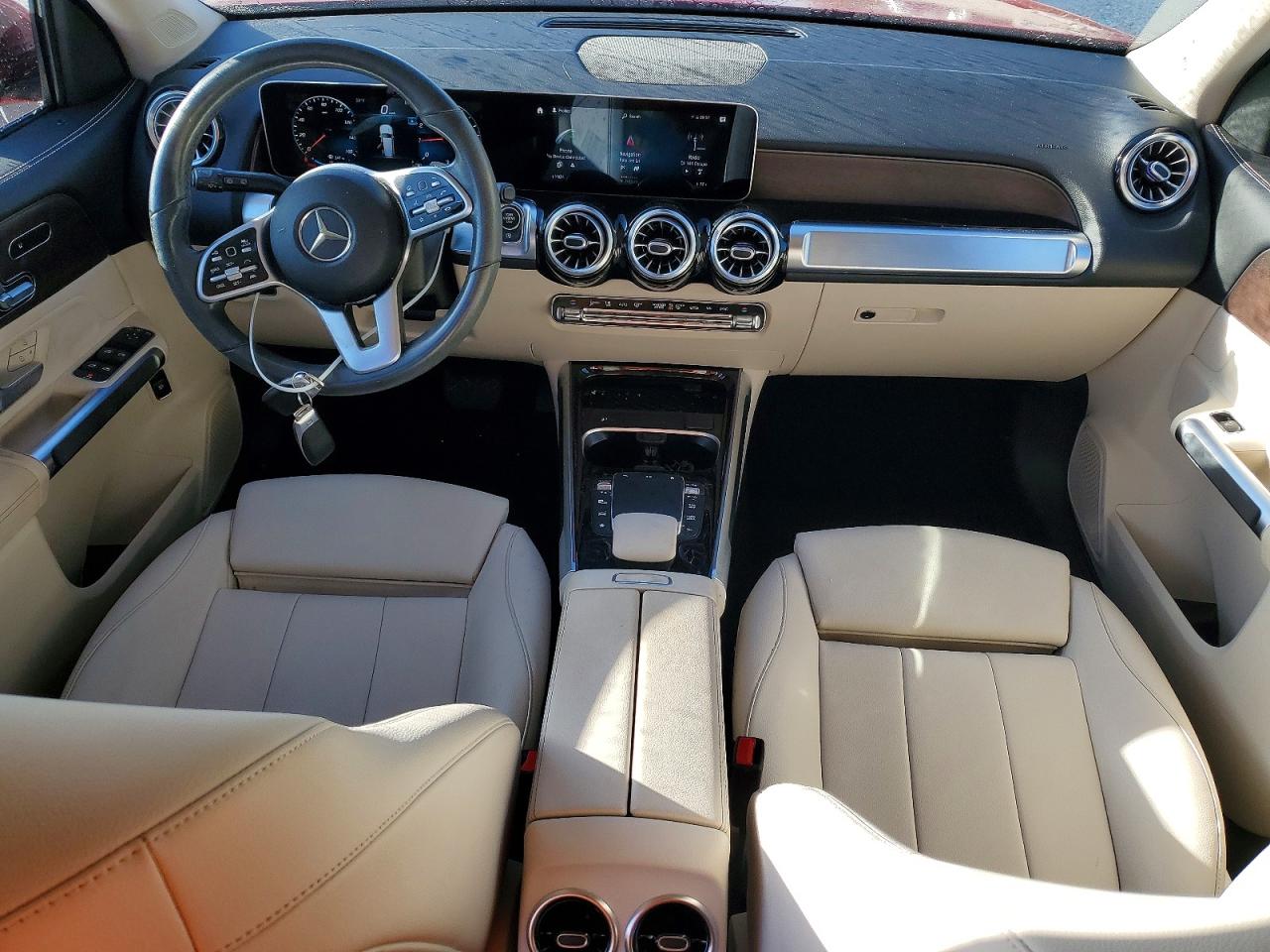 2021 MERCEDES-BENZ GLB 250 photo 22