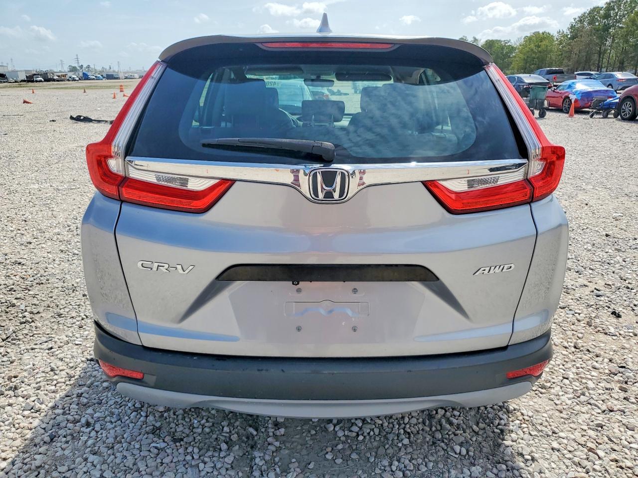 2018 HONDA CR-V LX photo 11