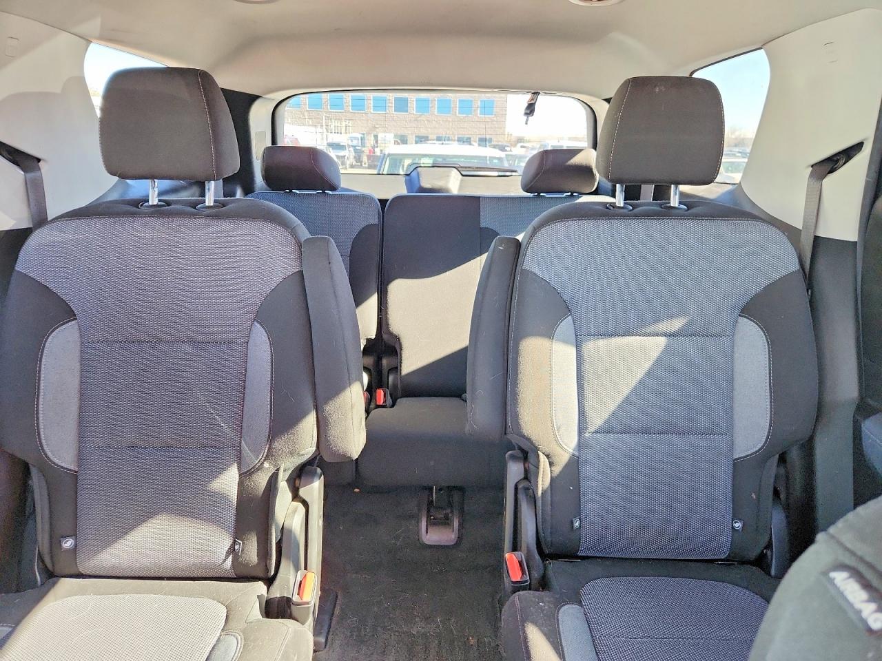 2019 CHEVROLET TRAVERSE LT photo 10