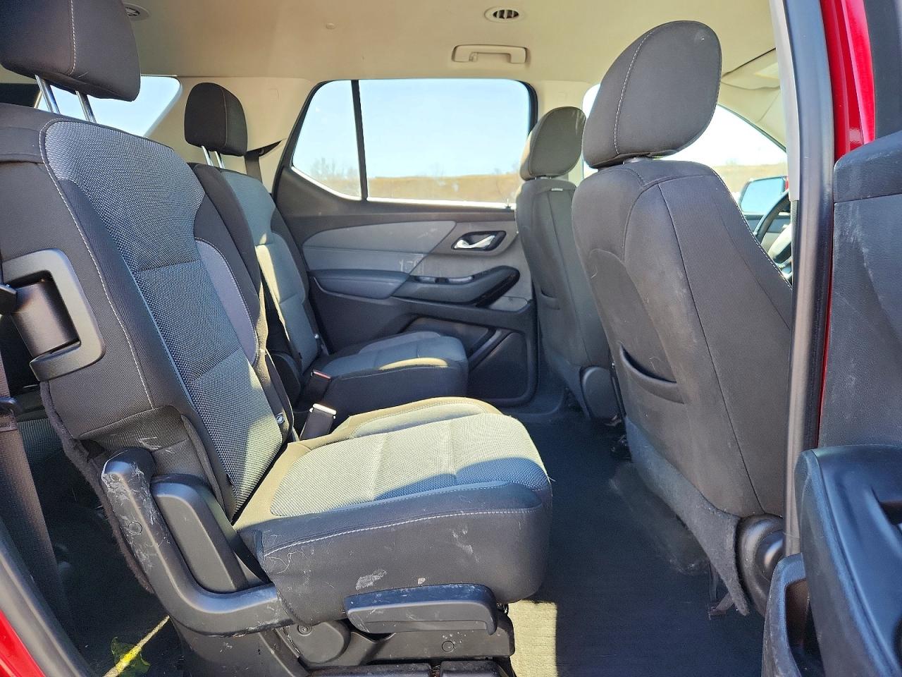 2019 CHEVROLET TRAVERSE LT photo 11