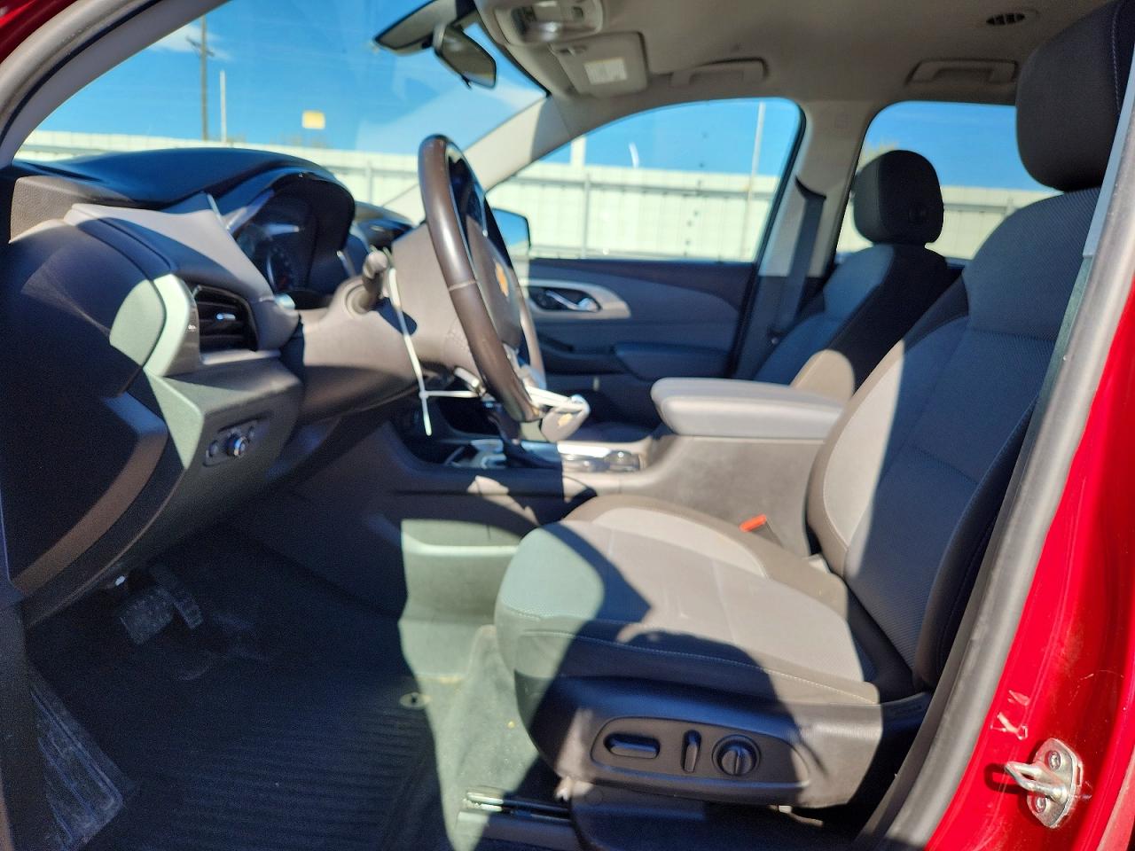 2019 CHEVROLET TRAVERSE LT photo 7