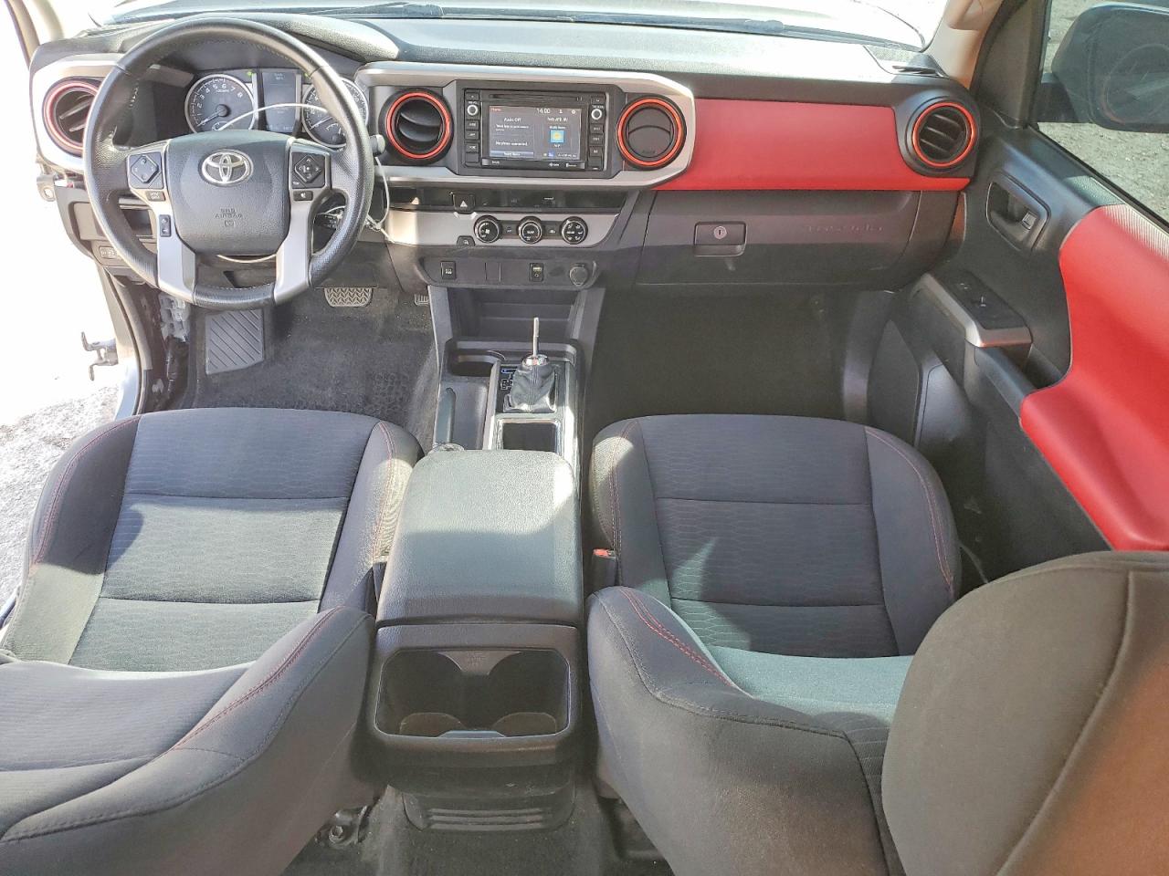 2017 TOYOTA TACOMA SR5 V6 photo 8