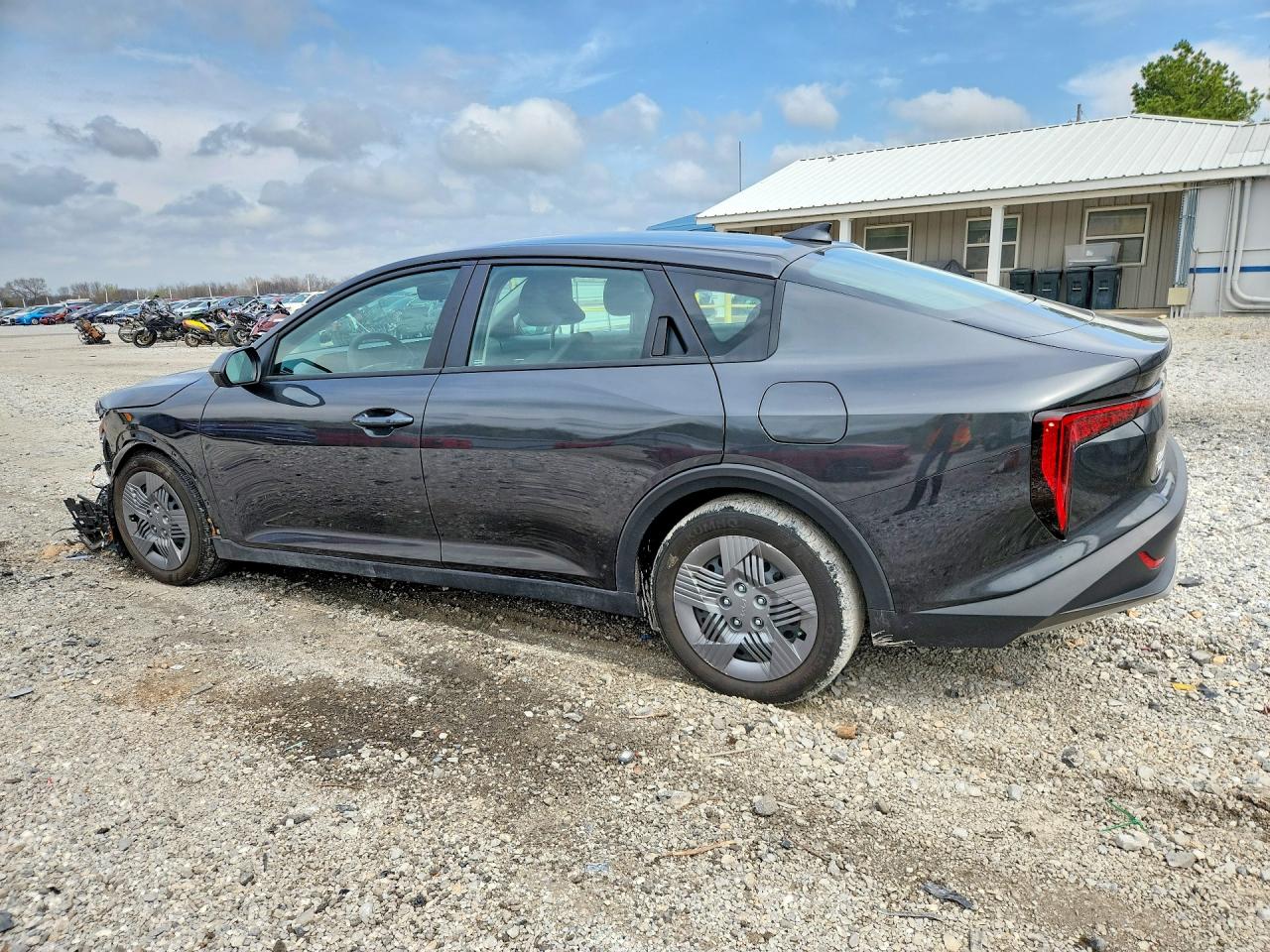 2025 KIA K4 LX photo 2