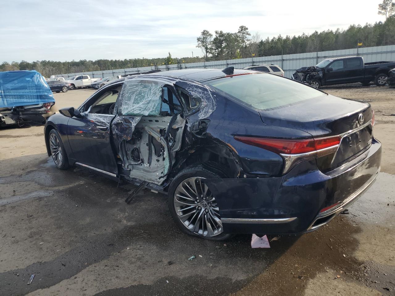 2018 LEXUS LS 500 photo 3