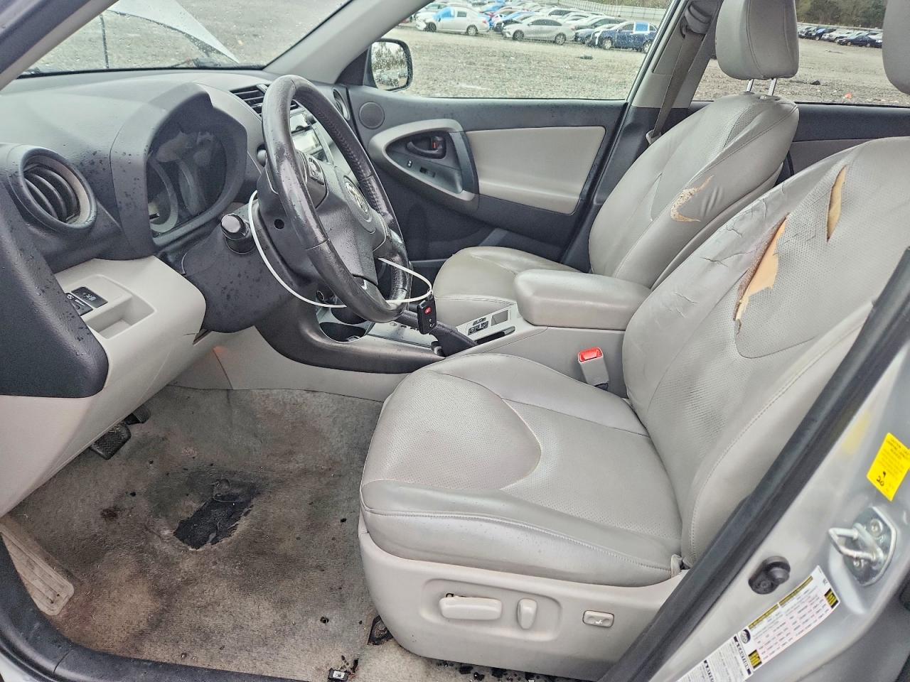 2010 TOYOTA RAV4 LIMITED photo 19