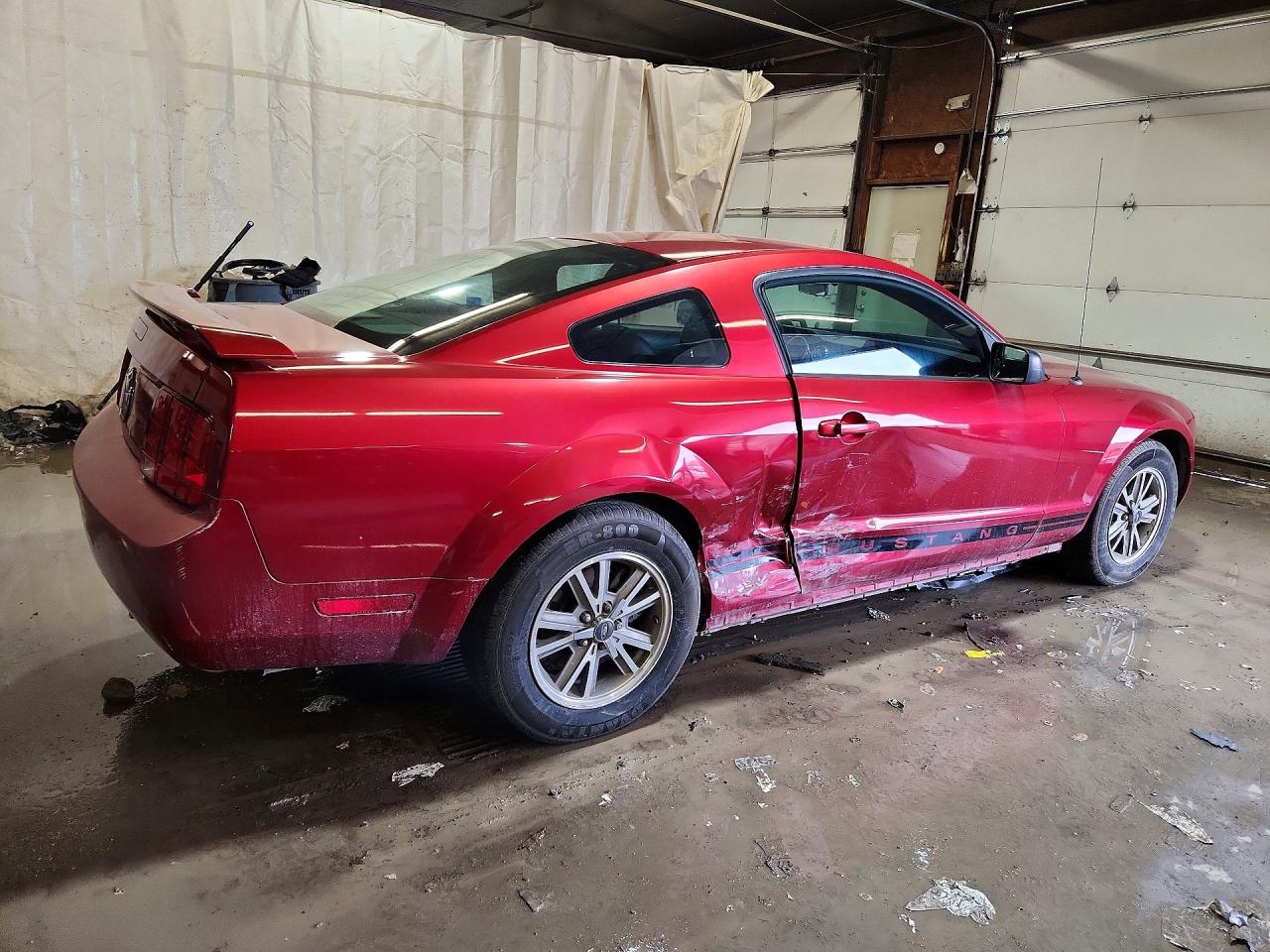 2005 FORD MUSTANG photo 3