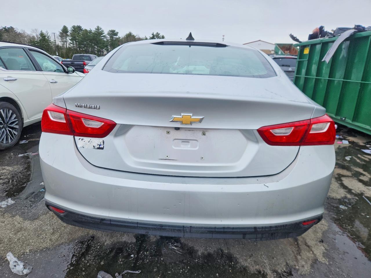 2018 CHEVROLET MALIBU LS photo 6