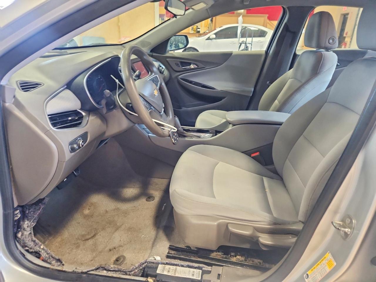 2018 CHEVROLET MALIBU LS photo 7