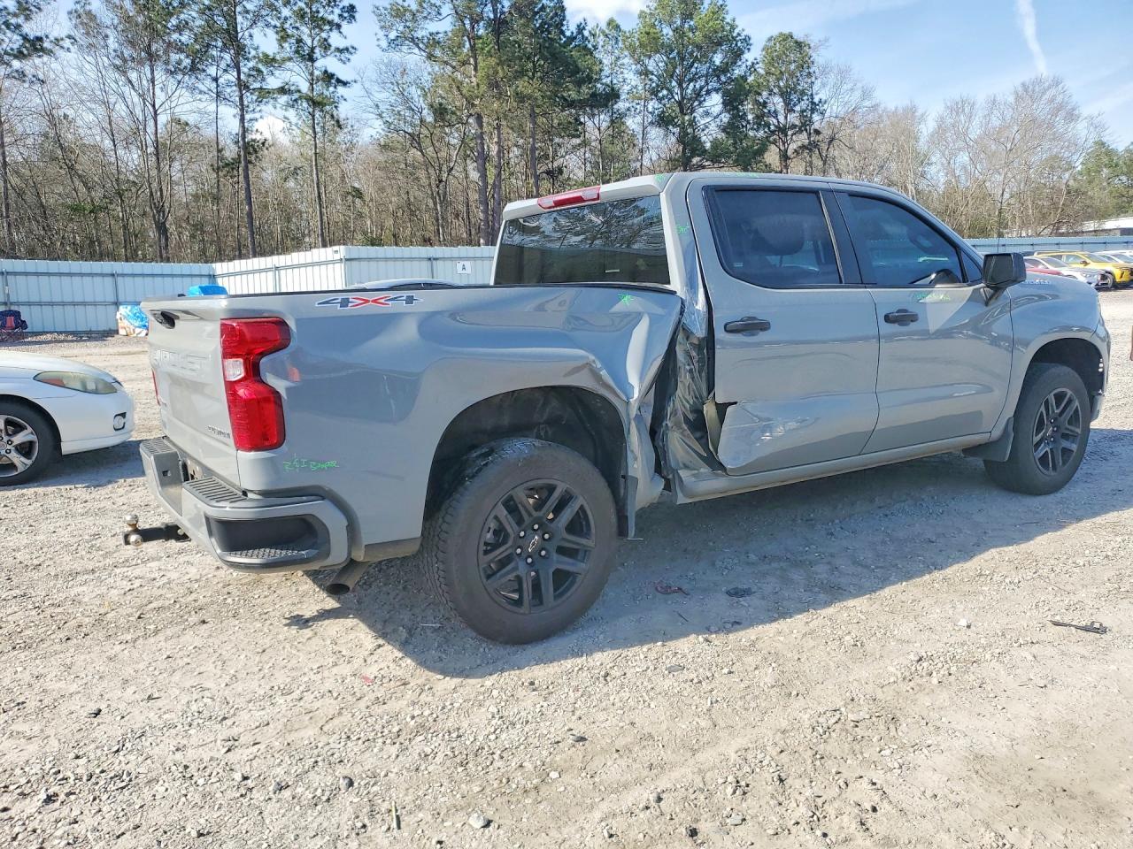 2024 CHEVROLET SILVERADO K1500 CUSTOM photo 7