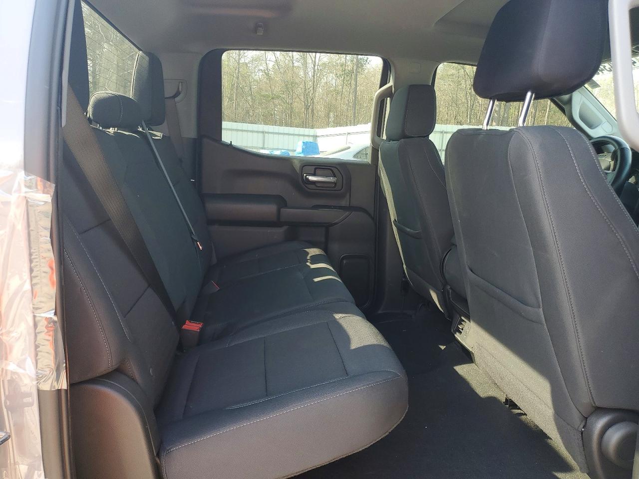 2024 CHEVROLET SILVERADO K1500 CUSTOM photo 28