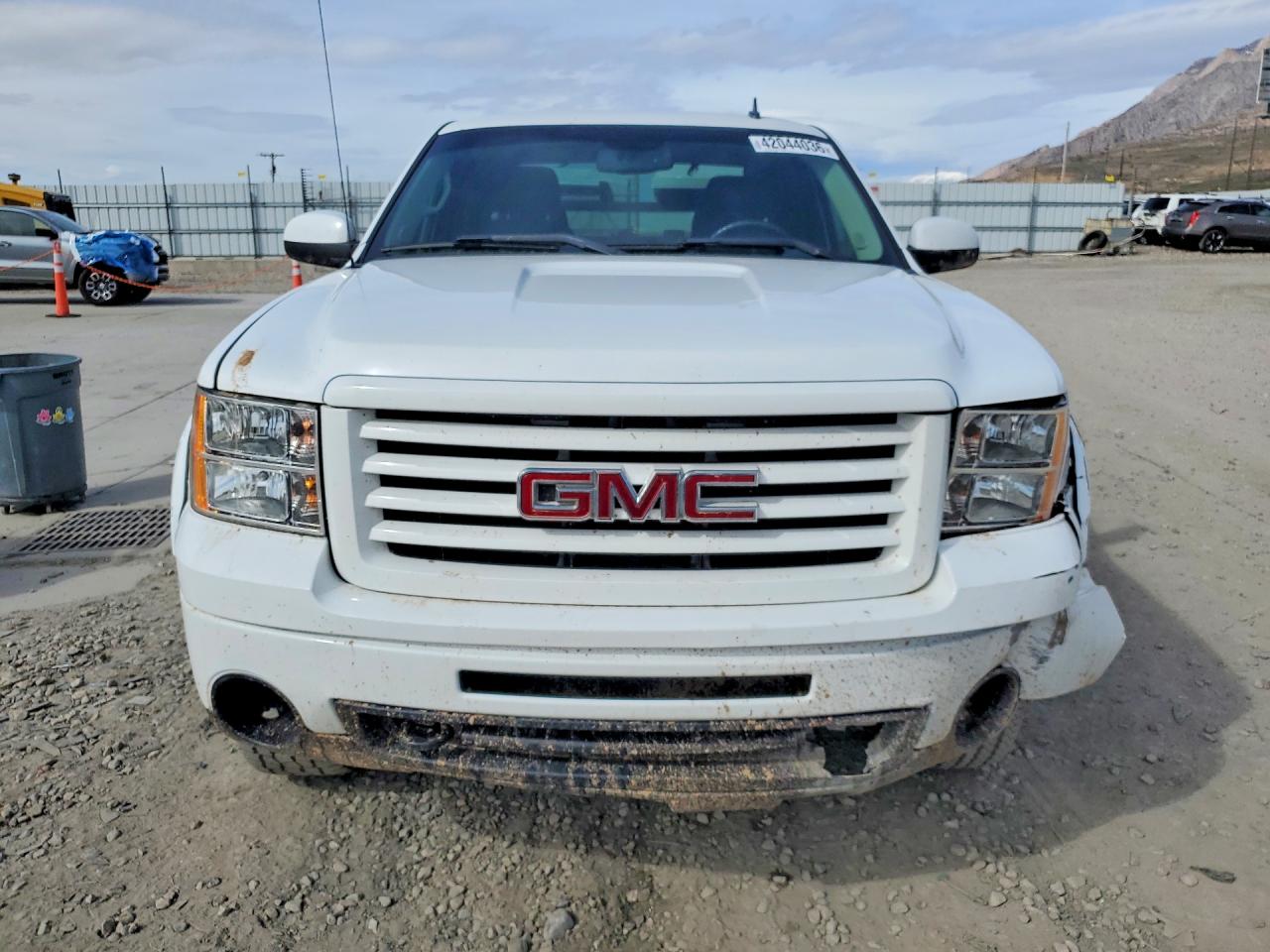 2012 GMC SIERRA K1500 SLE photo 5