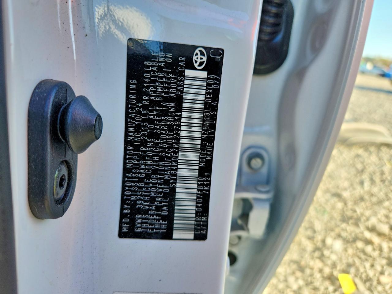 2024 TOYOTA COROLLA LE photo 37
