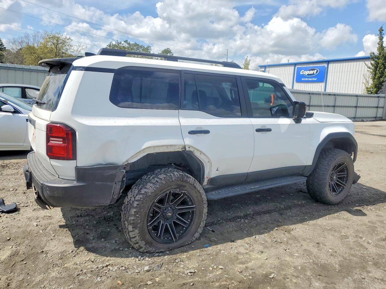 2024 TOYOTA LAND CRUISER BASE photo 5