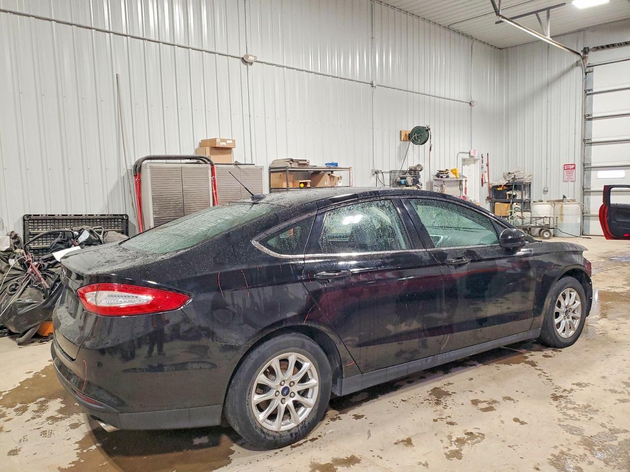 2016 FORD FUSION S photo 5