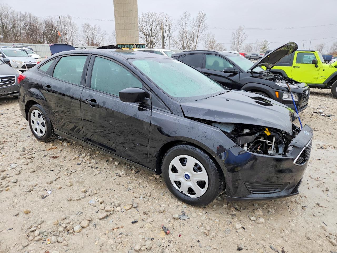 2017 FORD FOCUS S photo 4