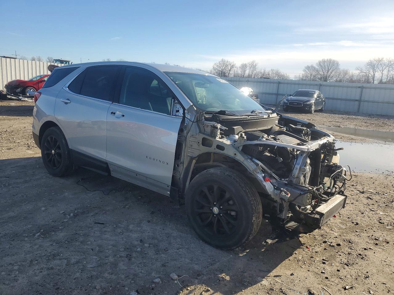 2019 CHEVROLET EQUINOX LT photo 4
