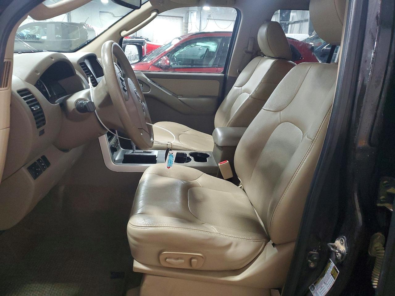 2012 NISSAN PATHFINDER S photo 13