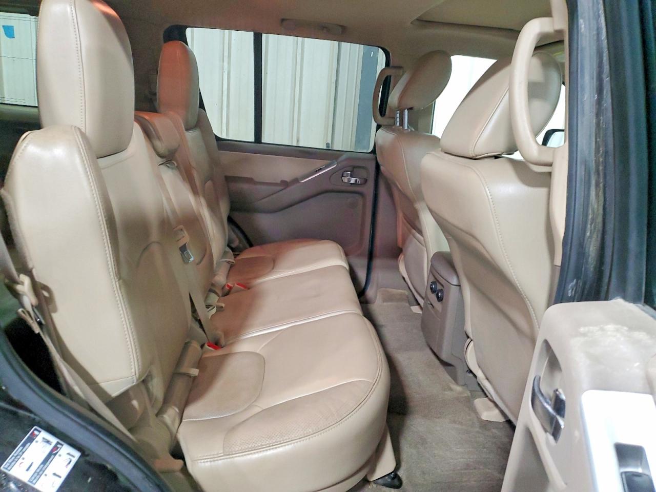 2012 NISSAN PATHFINDER S photo 21