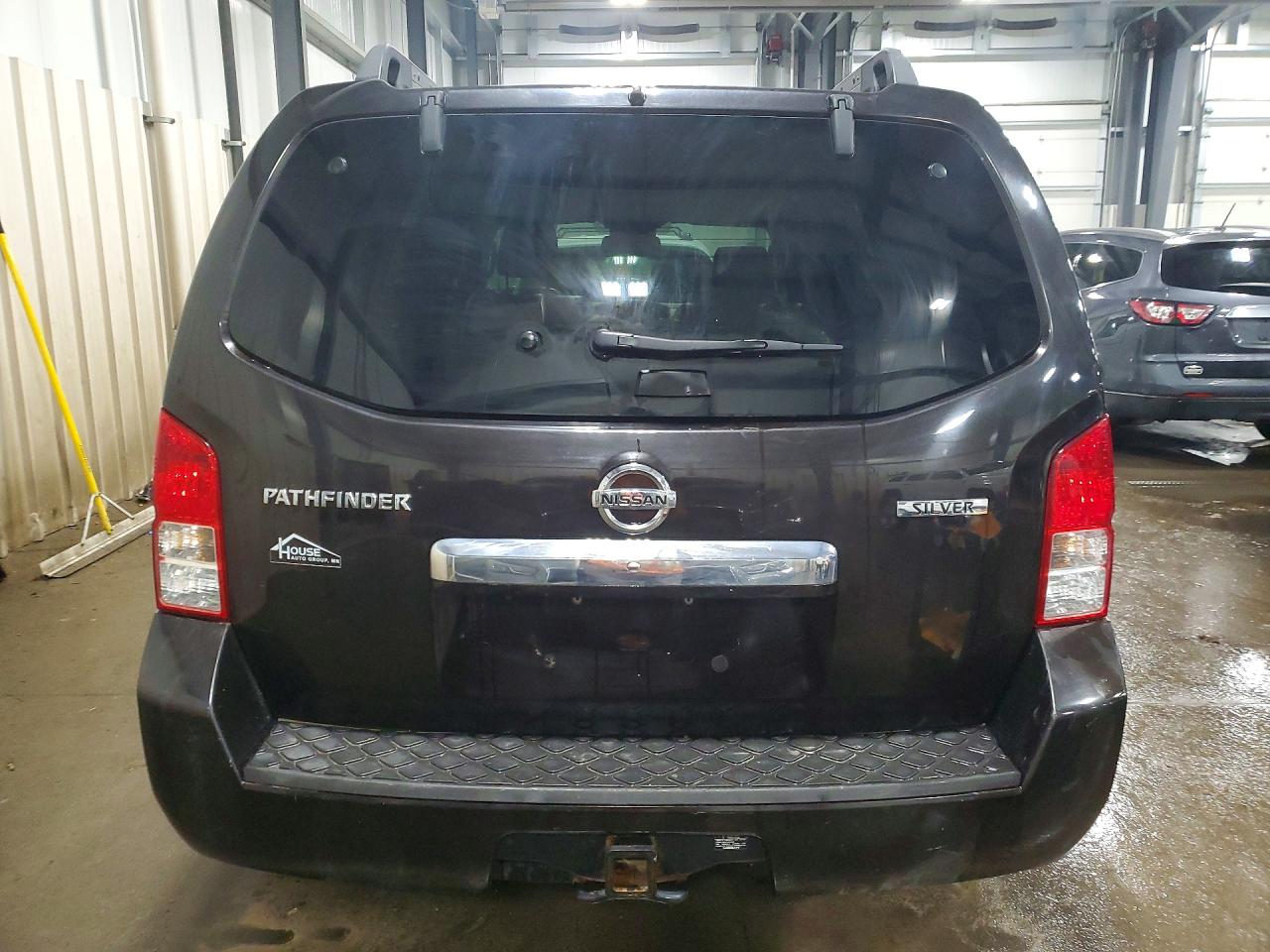 2012 NISSAN PATHFINDER S photo 11