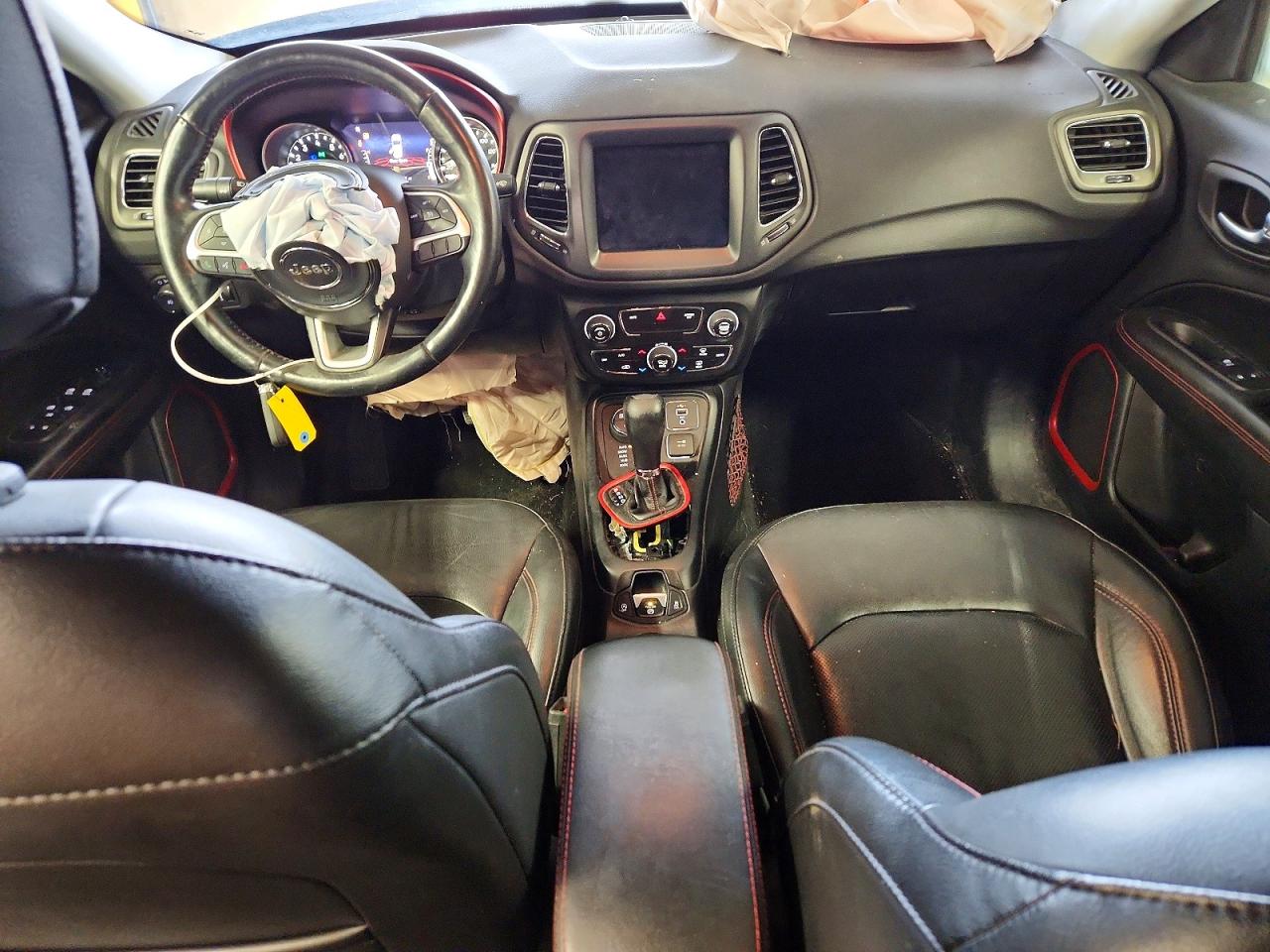 2019 JEEP COMPASS TRAILHAWK photo 8